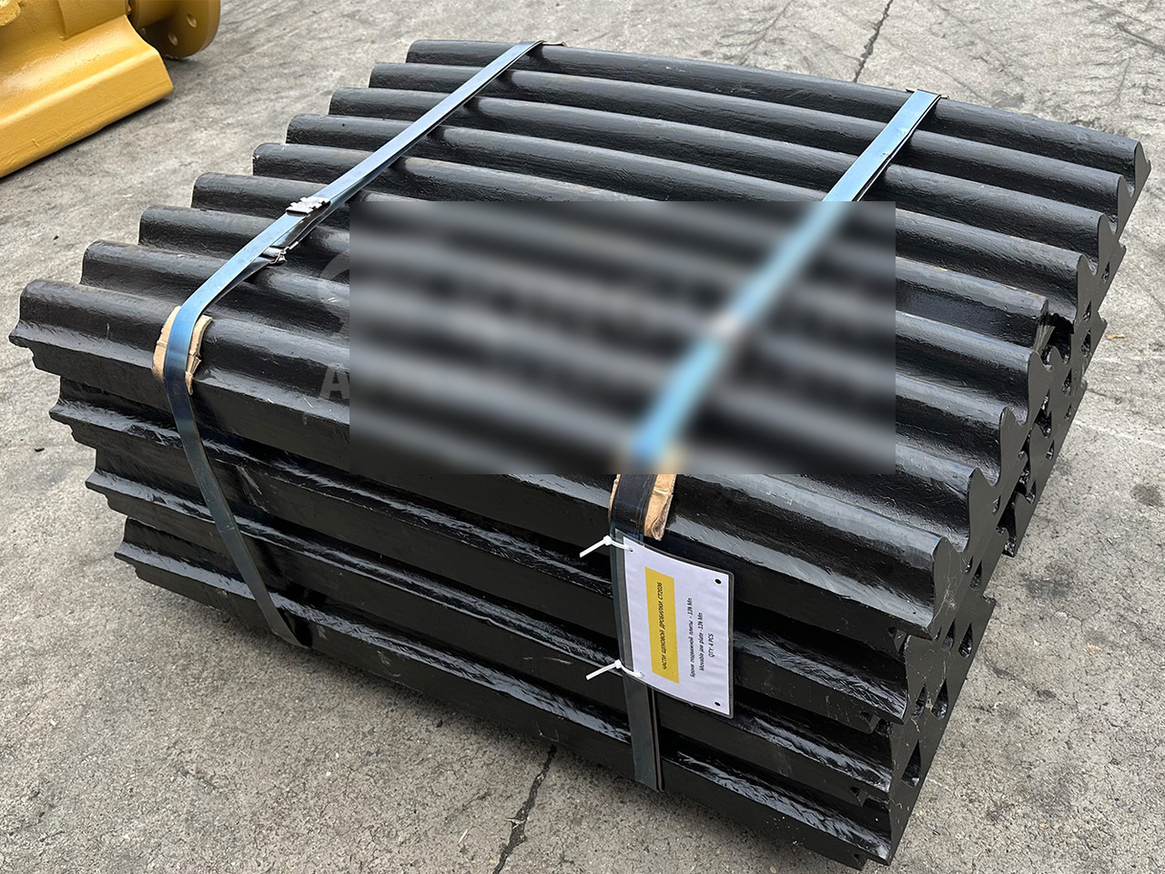 KINGLINK High Manganese Steel Movable Jaw Plates 17003347 for CT2036 Jaw Crusher - Piezas de recambio para Maquinaria de construcción: foto 3 KINGLINK High Manganese Steel Movable Jaw Plates 17003347 for CT2036 Jaw Crusher - Piezas de recambio para Maquinaria de construcción: foto 3