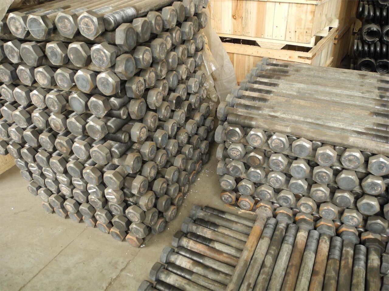 WEAR PARTS for KINGLINK SYMONS CONE CRUSHER crushing plant - Piezas de recambio: foto 1 WEAR PARTS for KINGLINK SYMONS CONE CRUSHER crushing plant - Piezas de recambio: foto 1