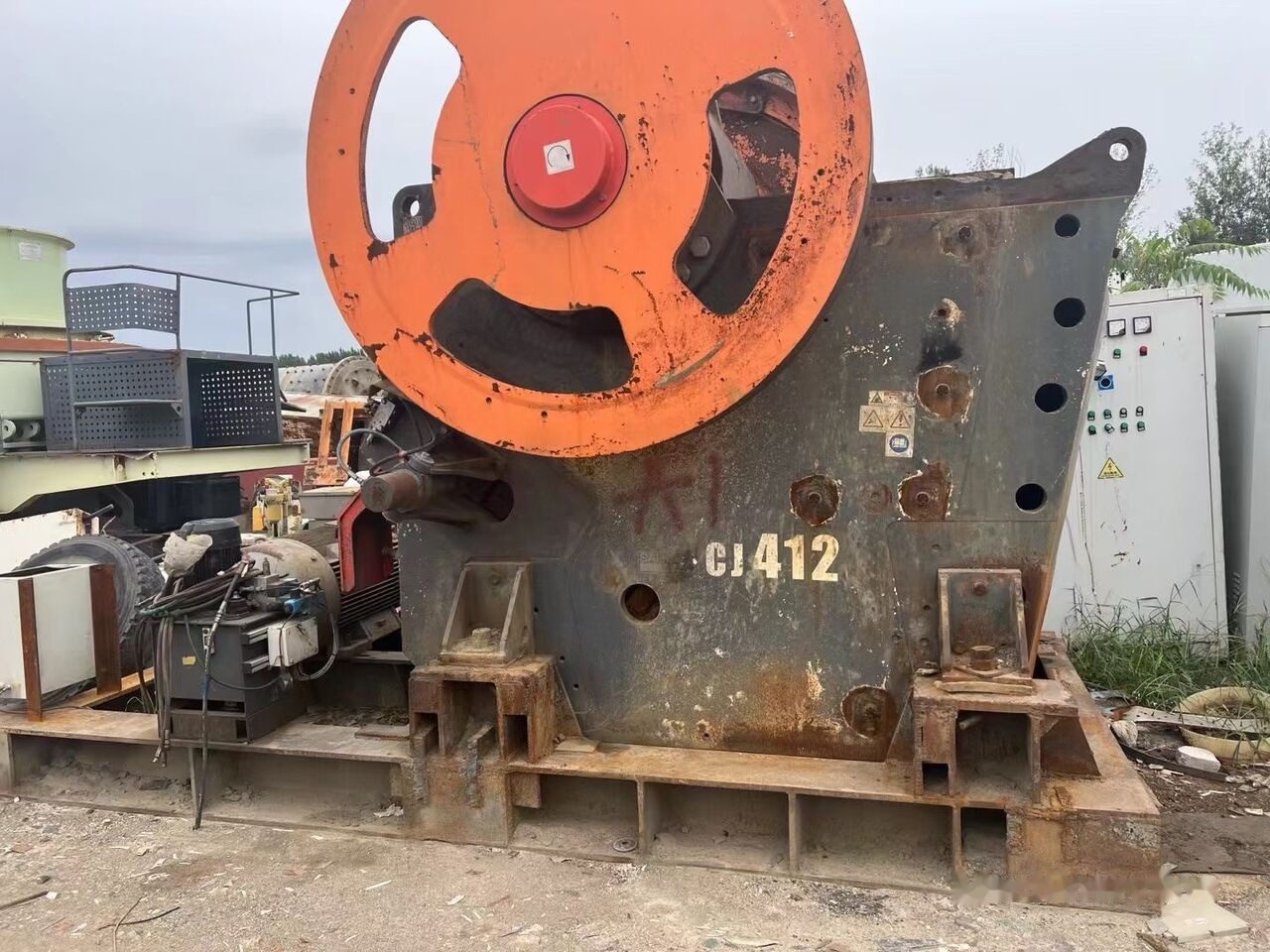 Sandvik CJ412 Rock Jaw Crusher - Trituradora de mandíbula: foto 1 Sandvik CJ412 Rock Jaw Crusher - Trituradora de mandíbula: foto 1