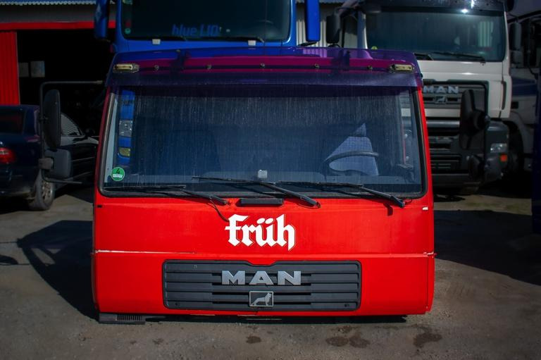 MAN L2000 - Cabina para Camión: foto 2 MAN L2000 - Cabina para Camión: foto 2