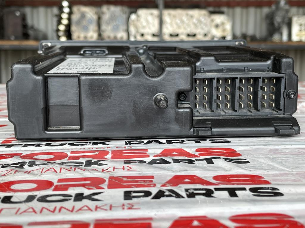 MERCEDES-BENZ Α 000 446 0233 - Tacógrafo para Camión: foto 2 MERCEDES-BENZ Α 000 446 0233 - Tacógrafo para Camión: foto 2