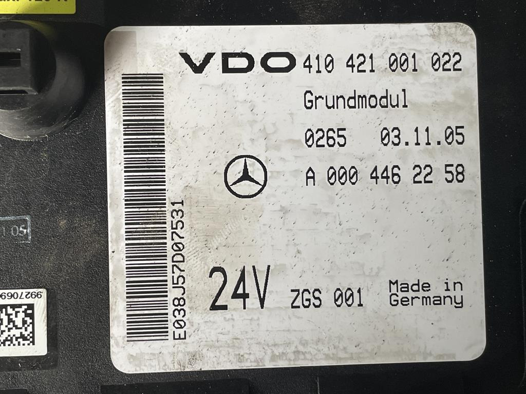 MERCEDES-BENZ ACTROS GRUNDMODUL - A 000 446 22 58 - Fusible para Camión: foto 3 MERCEDES-BENZ ACTROS GRUNDMODUL - A 000 446 22 58 - Fusible para Camión: foto 3