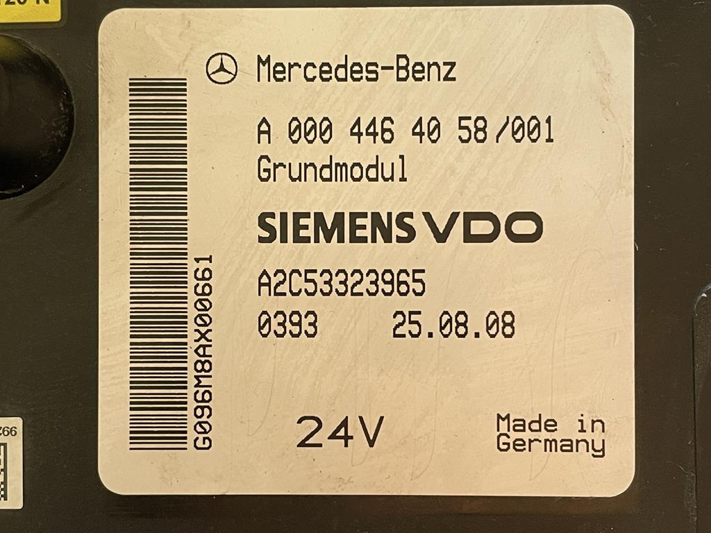MERCEDES-BENZ ACTROS GRUNDMODUL - A 000 446 40 58 - Fusible para Camión: foto 3 MERCEDES-BENZ ACTROS GRUNDMODUL - A 000 446 40 58 - Fusible para Camión: foto 3