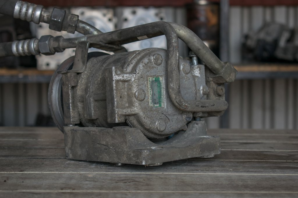 MERCEDES-BENZ ATEGO AIRCONDITIONING UNIT - Pieza de aire acondicionado para Camión: foto 2 MERCEDES-BENZ ATEGO AIRCONDITIONING UNIT - Pieza de aire acondicionado para Camión: foto 2