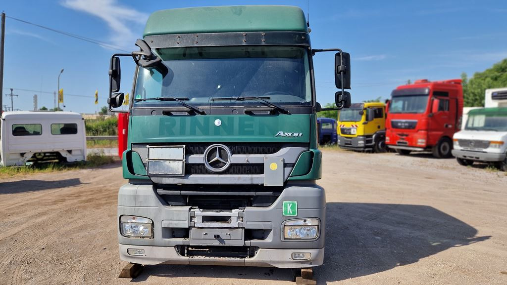 MERCEDES-BENZ AXOR 1843 - Cabina para Camión: foto 1 MERCEDES-BENZ AXOR 1843 - Cabina para Camión: foto 1