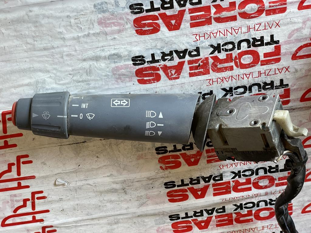 MERCEDES-BENZ STEERING WHEEL SWITCH - 007 545 3124 - Sistema eléctrico para Camión: foto 1 MERCEDES-BENZ STEERING WHEEL SWITCH - 007 545 3124 - Sistema eléctrico para Camión: foto 1