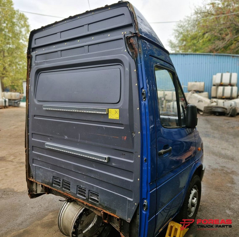 MERCEDES SPRINTER OM601 - Cabina para Furgoneta: foto 4 MERCEDES SPRINTER OM601 - Cabina para Furgoneta: foto 4