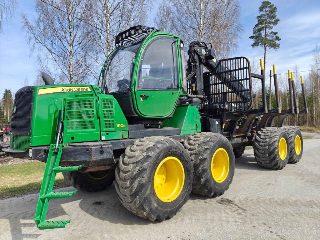 John Deere 1110 E Eco III - Autocargador: foto 1 John Deere 1110 E Eco III - Autocargador: foto 1