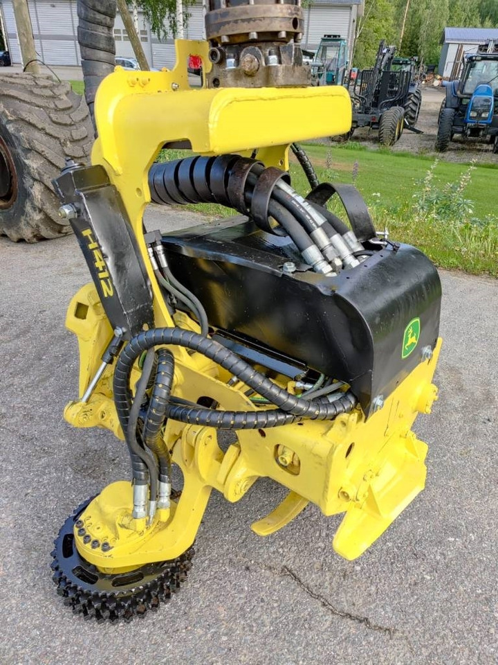 John Deere H 412 - Cabezal talador: foto 1 John Deere H 412 - Cabezal talador: foto 1