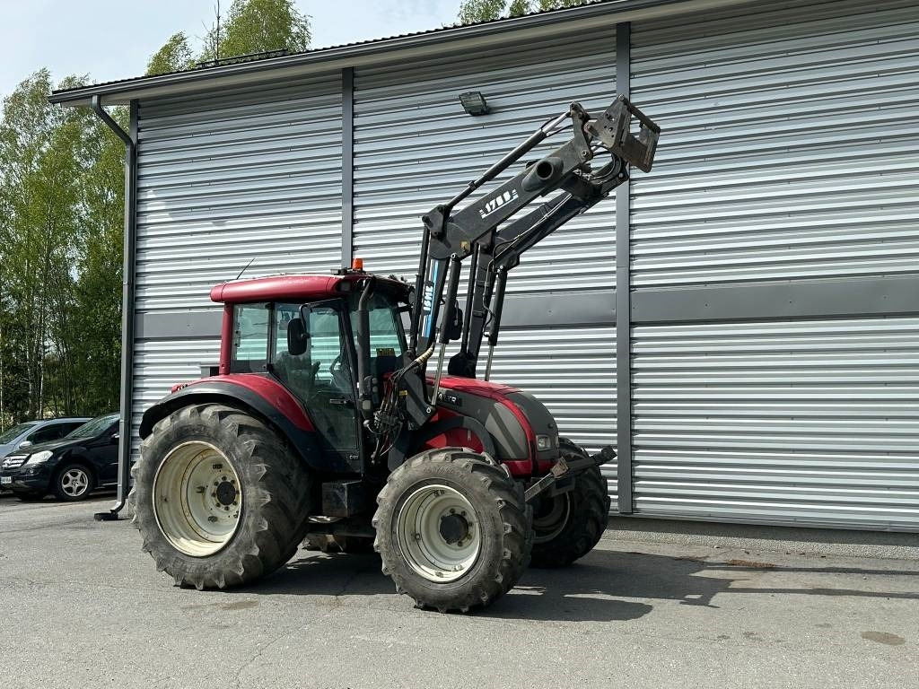 Valtra C 150 - Tractor: foto 5 Valtra C 150 - Tractor: foto 5