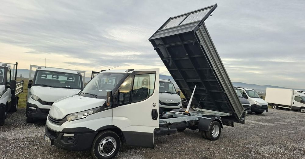 Iveco 35C15,35C14, 35C13, 35C12, 70C15 - Furgoneta basculante: foto 4 Iveco 35C15,35C14, 35C13, 35C12, 70C15 - Furgoneta basculante: foto 4