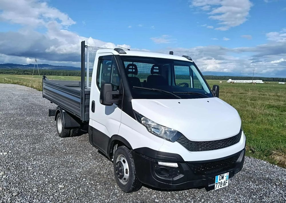 Iveco DAILY 35C13, 35C12, 35C14, 35C15 - Furgoneta basculante: foto 2 Iveco DAILY 35C13, 35C12, 35C14, 35C15 - Furgoneta basculante: foto 2
