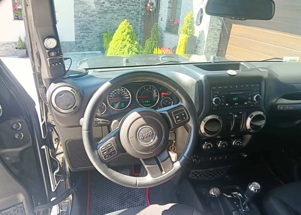 Jeep Wrangler 2.8 CRD Sport - SUV/ Todoterreno: foto 3 Jeep Wrangler 2.8 CRD Sport - SUV/ Todoterreno: foto 3