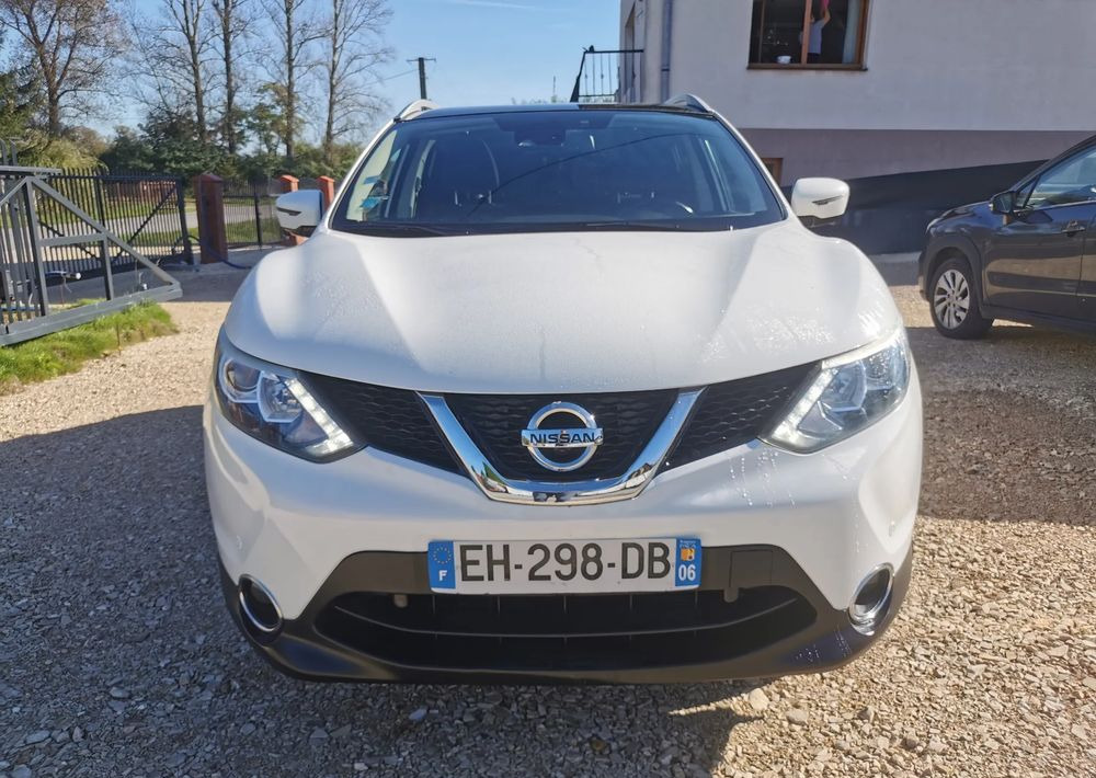 Nissan Qashqai 1.2 DIG-T N-Connecta EU6 - SUV/ Todoterreno: foto 2 Nissan Qashqai 1.2 DIG-T N-Connecta EU6 - SUV/ Todoterreno: foto 2