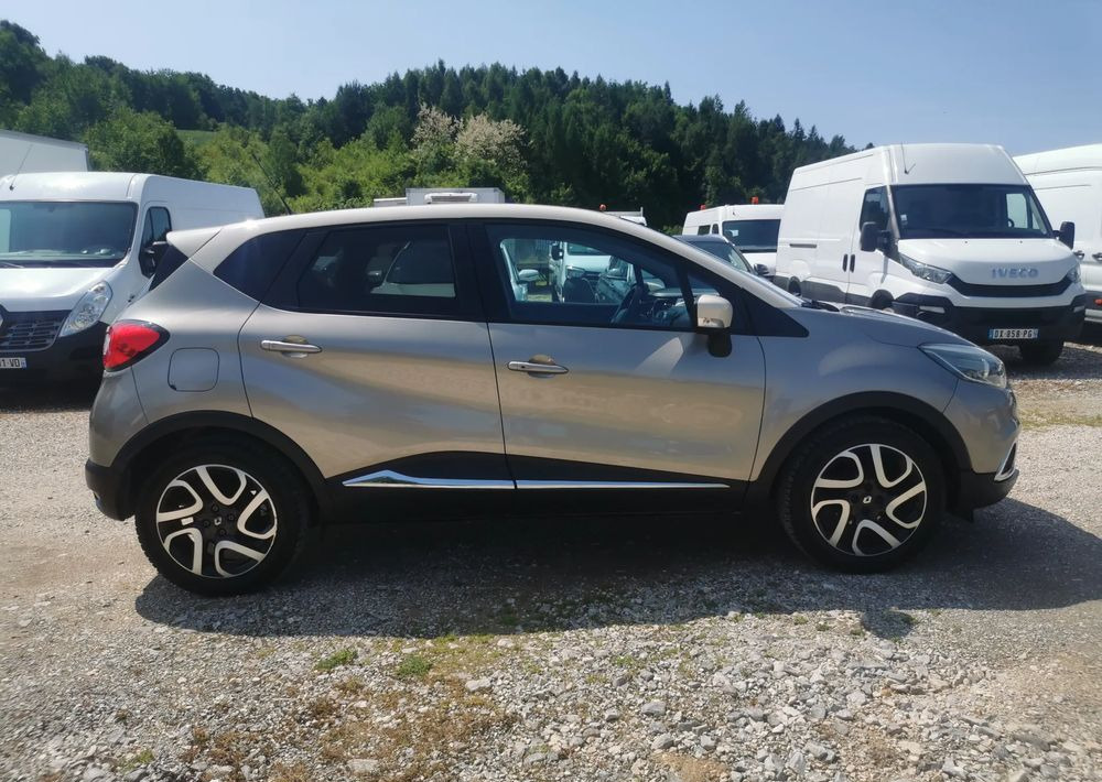Renault Captur 0.9 Energy TCe Intens - SUV/ Todoterreno: foto 3 Renault Captur 0.9 Energy TCe Intens - SUV/ Todoterreno: foto 3