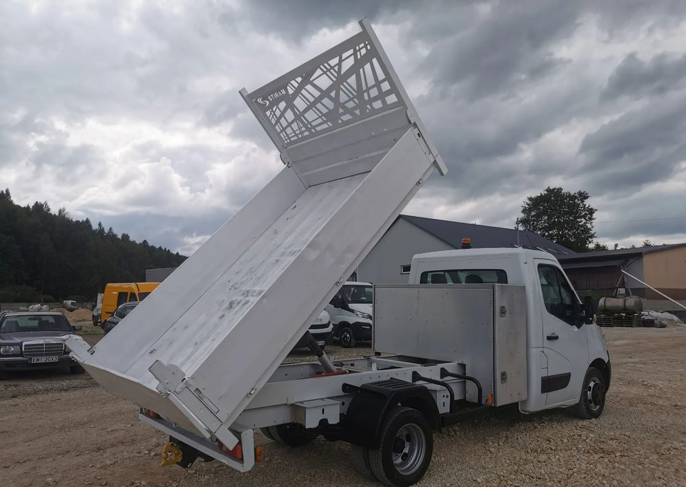 Renault Master Kiper wywrotka 2.3-145KM Hak Bliźniak klimatyzacja Kamera cofania - Furgoneta basculante: foto 4 Renault Master Kiper wywrotka 2.3-145KM Hak Bliźniak klimatyzacja Kamera cofania - Furgoneta basculante: foto 4