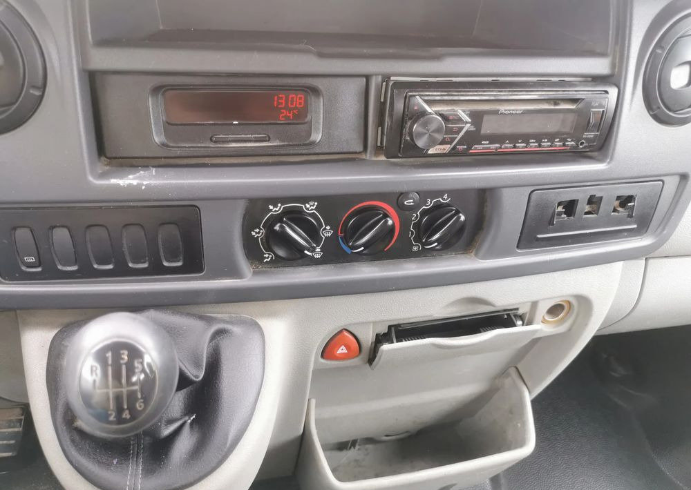 Furgón Renault Master L2H2 doka 7-osobowy Dubel 120dCi Brygadówka: foto 14