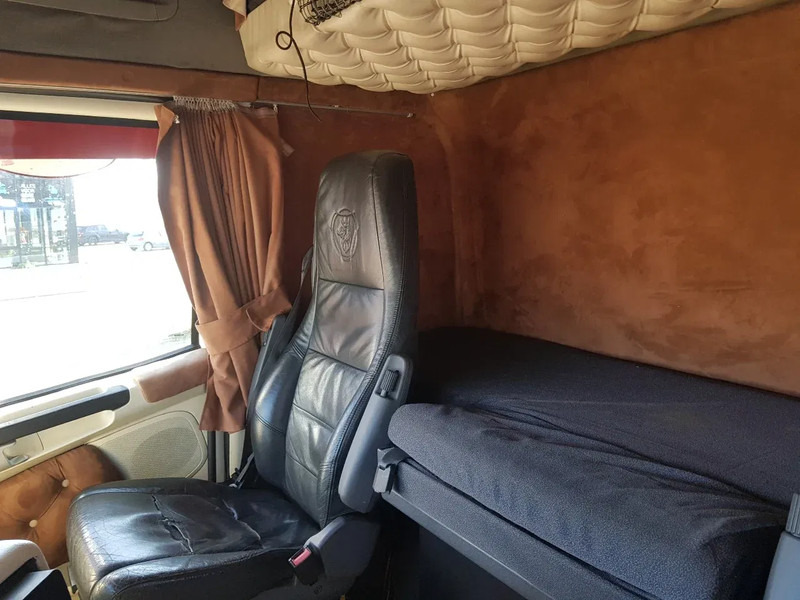 Cabeza tractora Scania R500 V8 Showtruck Open uitlaat Standairco Retarder: foto 16 Cabeza tractora Scania R500 V8 Showtruck Open uitlaat Standairco Retarder: foto 16