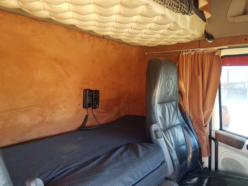 Cabeza tractora Scania R500 V8 Showtruck Open uitlaat Standairco Retarder: foto 12 Cabeza tractora Scania R500 V8 Showtruck Open uitlaat Standairco Retarder: foto 12