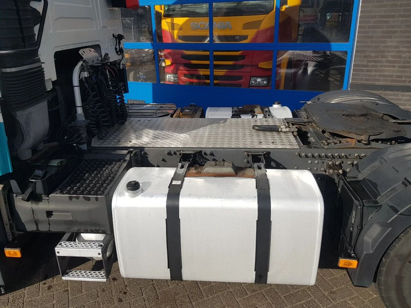 Cabeza tractora Volvo FH 420 ADR klasse EX/II, EX/III, FL en AT Double tank PTO: foto 18