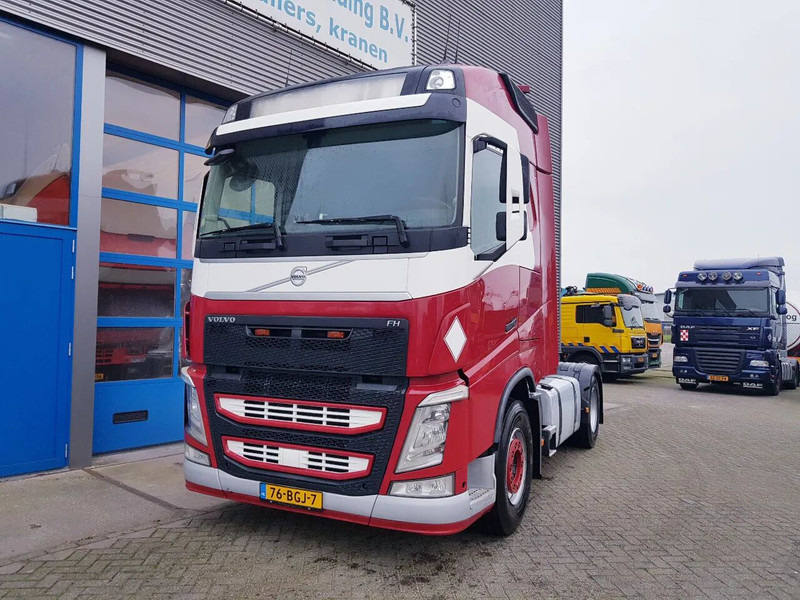 Volvo FH 460 Double Tank Apk TÜV - Cabeza tractora: foto 2 Volvo FH 460 Double Tank Apk TÜV - Cabeza tractora: foto 2