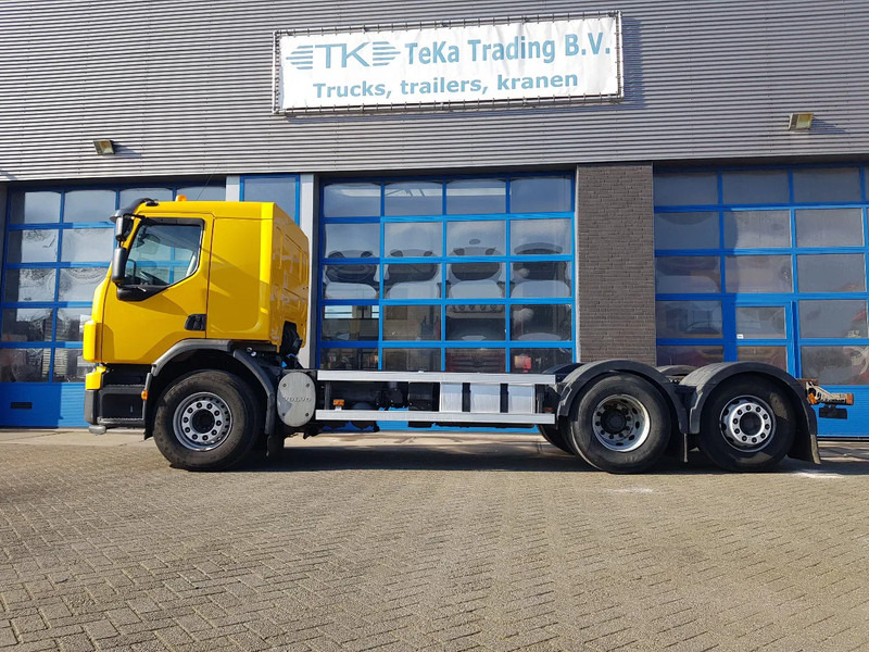 Volvo FE 300 EEV 6X2 Retarder Pto 234.000 KM - Camión chasis: foto 3 Volvo FE 300 EEV 6X2 Retarder Pto 234.000 KM - Camión chasis: foto 3