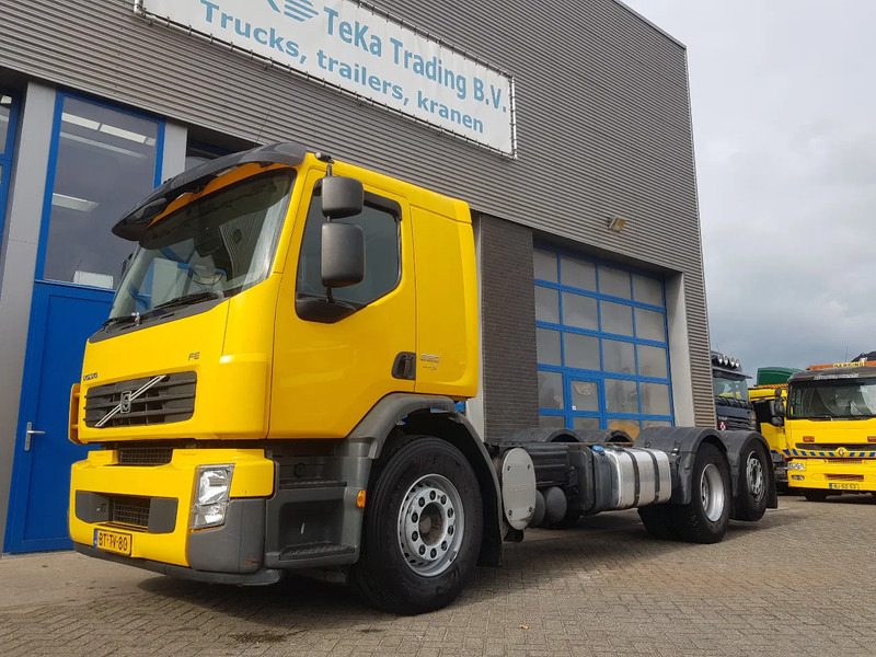Volvo FE 320 6x2 Euro 5 290.000 km Retarder TÜV - Camión chasis: foto 1 Volvo FE 320 6x2 Euro 5 290.000 km Retarder TÜV - Camión chasis: foto 1