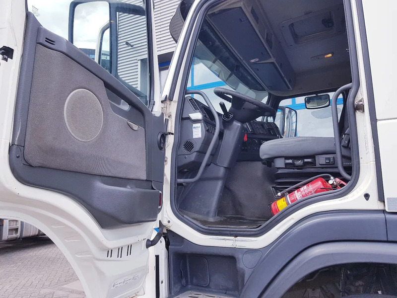 Leasing de Volvo FM 9.340 Fuel 21.400 Liter 3 Comp Euro 3 Volvo FM 9.340 Fuel 21.400 Liter 3 Comp Euro 3: foto 13