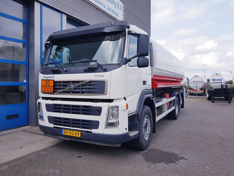 Volvo FM 9.340 Fuel 21.400 Liter 3 Comp Euro 3 - Camión cisterna: foto 2 Volvo FM 9.340 Fuel 21.400 Liter 3 Comp Euro 3 - Camión cisterna: foto 2