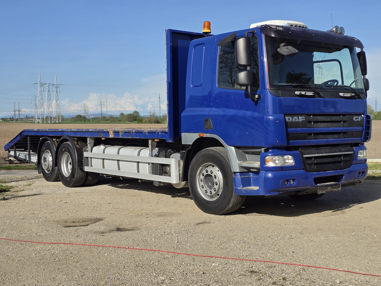 DAF CF 360 MACHINE TRANSPORTER - Camión portavehículos: foto 2 DAF CF 360 MACHINE TRANSPORTER - Camión portavehículos: foto 2