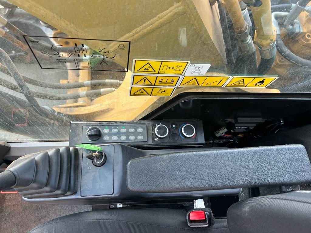 Excavadora de cadenas nuevo CAT 320 D3 GC (New / Non CE Certified): foto 16