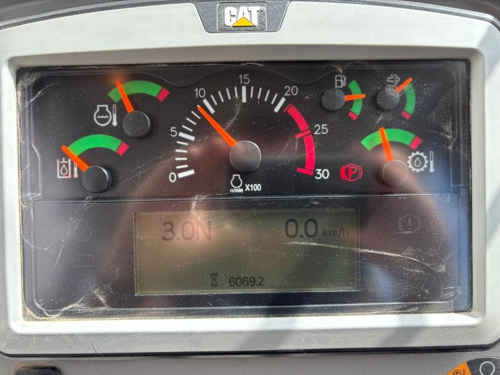 Cargadora de ruedas CAT 972 M XE: foto 10