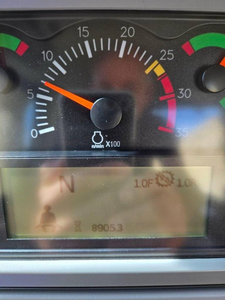 Bulldozer CAT D 10 T 2 (Coming soon): foto 9