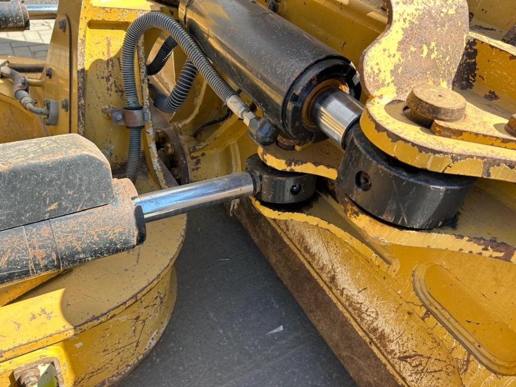 Bulldozer CAT D 5 LGP (new undercarriage + ripper): foto 13