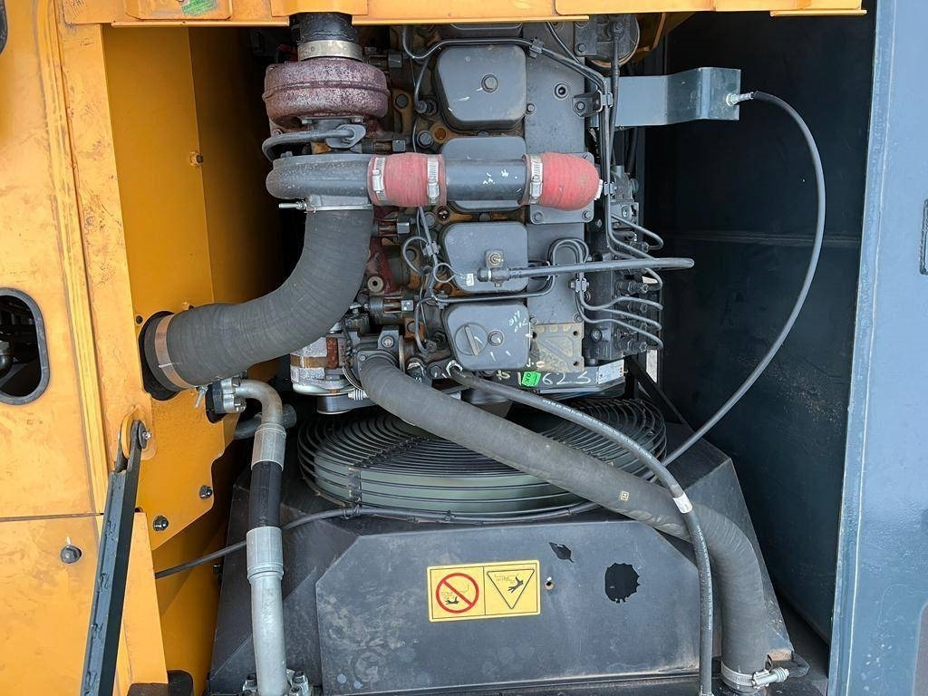 Excavadora de cadenas nuevo Hyundai R 210: foto 23