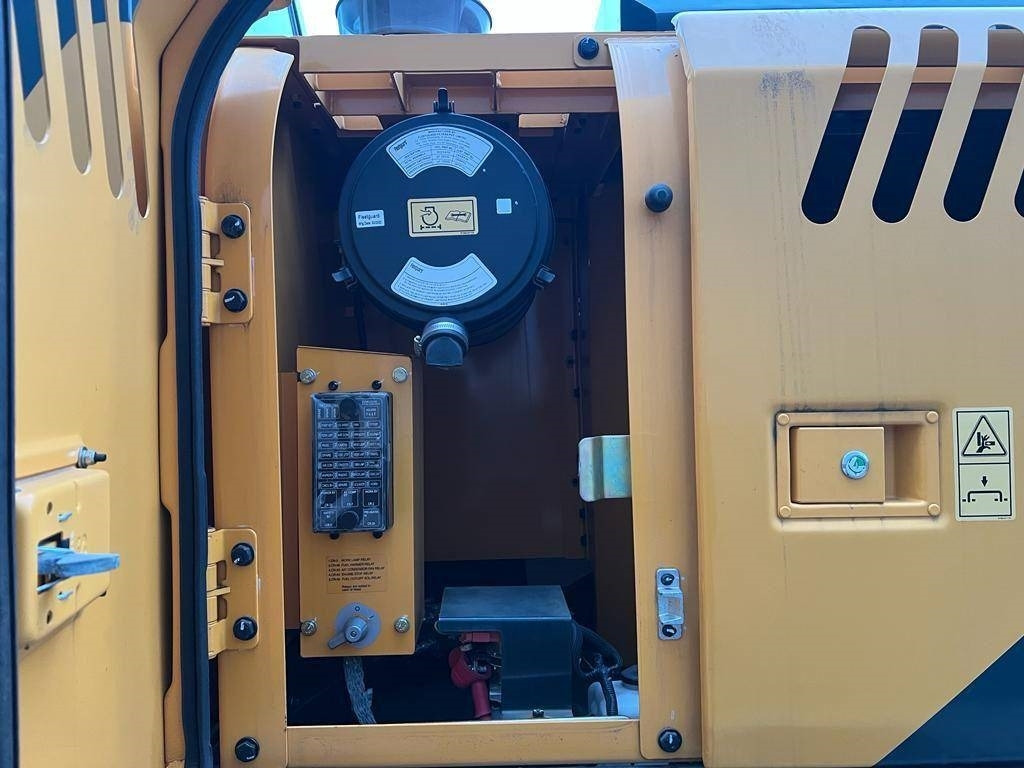 Excavadora de cadenas nuevo Hyundai R 210: foto 19