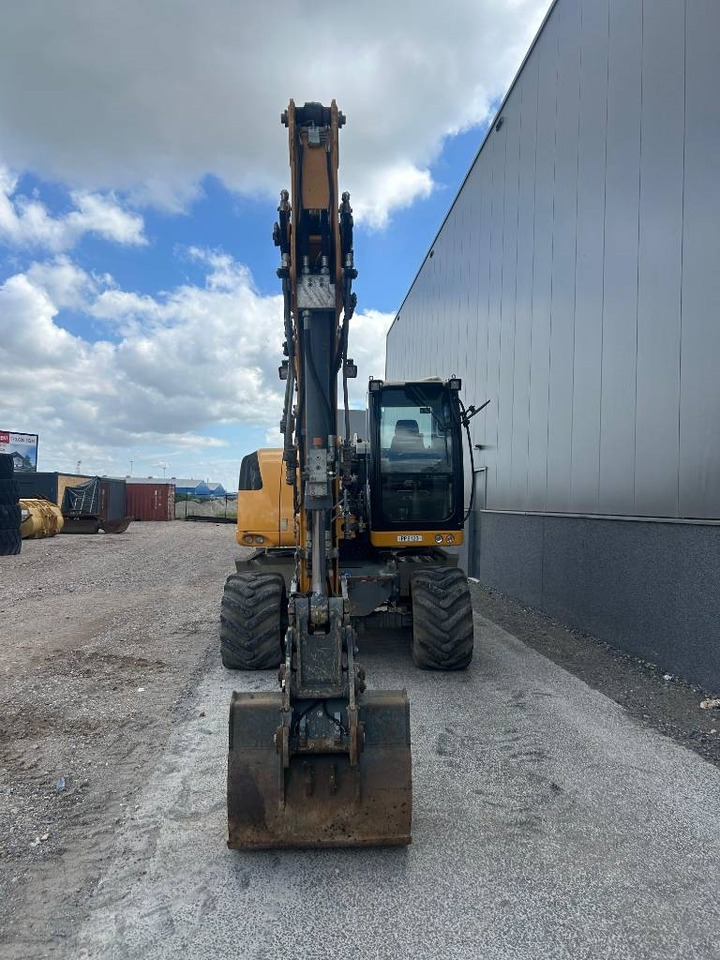 Excavadora de ruedas Liebherr A 912 Compact (2 Buckets): foto 9