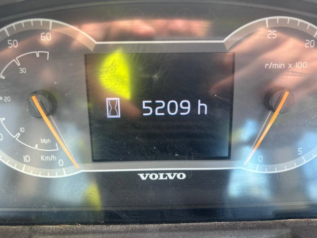 Cargadora de ruedas Volvo L 70 H: foto 10 Cargadora de ruedas Volvo L 70 H: foto 10