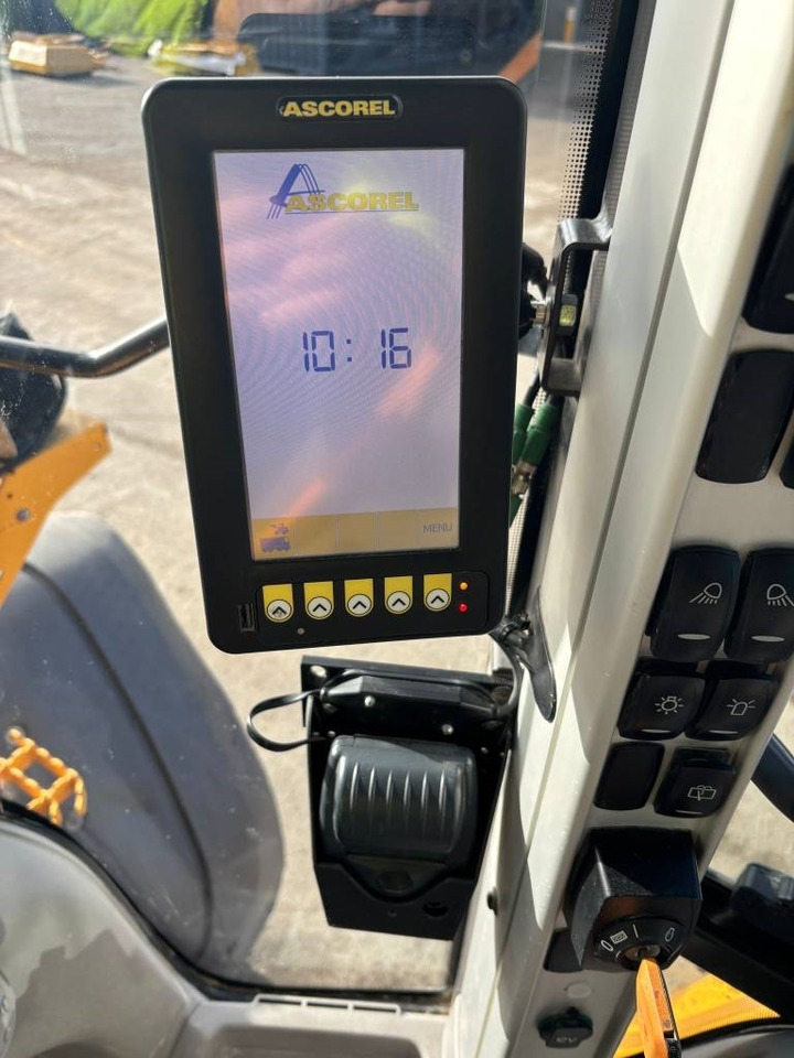 Cargadora de ruedas Volvo L 70 H: foto 13 Cargadora de ruedas Volvo L 70 H: foto 13