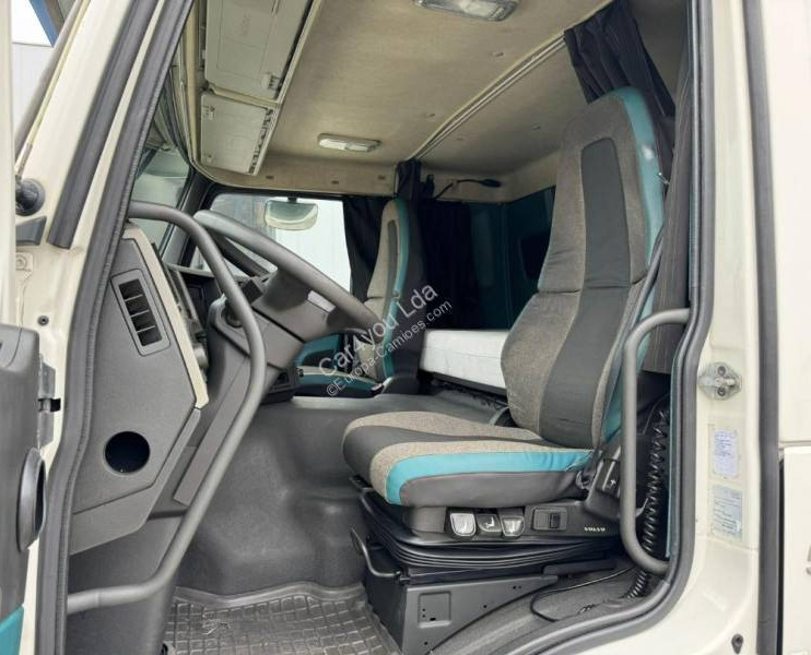 Camión portavehículos Volvo FM: foto 18 Camión portavehículos Volvo FM: foto 18