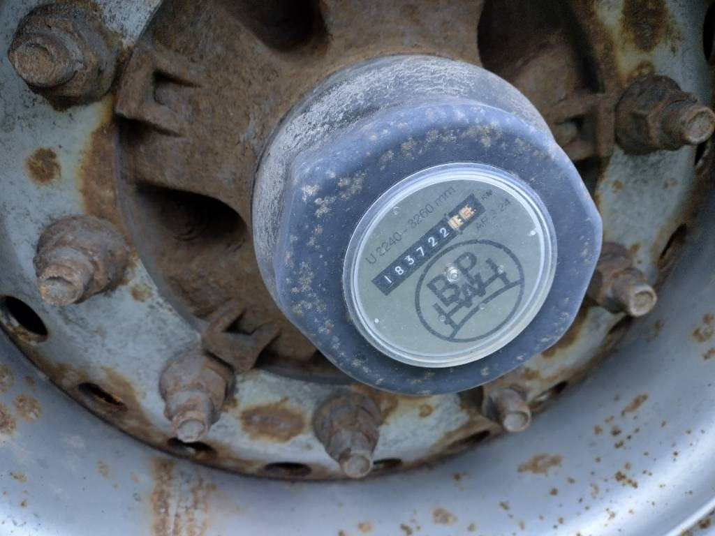 Krone 13,60 kaappi puolikas - Semirremolque caja cerrada: foto 4 Krone 13,60 kaappi puolikas - Semirremolque caja cerrada: foto 4