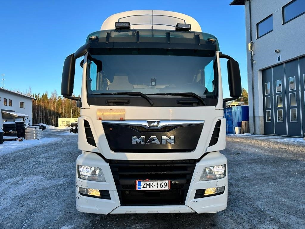 MAN TGX 26.500 konttilaite+pl-nostin,560tkm - Camión portacontenedore/ Intercambiable: foto 4 MAN TGX 26.500 konttilaite+pl-nostin,560tkm - Camión portacontenedore/ Intercambiable: foto 4