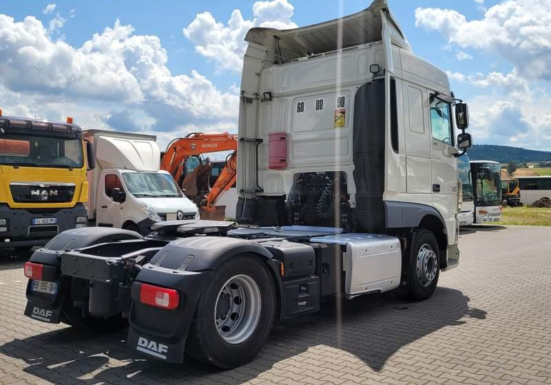 Cabeza tractora DAF XF510 SPACE CAB / SPROWADZONY / MANUAL / RETARDER: foto 7 Cabeza tractora DAF XF510 SPACE CAB / SPROWADZONY / MANUAL / RETARDER: foto 7