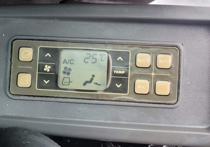 Excavadora de ruedas Hyundai ROBEX 55W-9 EXCAVATOR / SPROWADZONY Z FRANCJI: foto 14