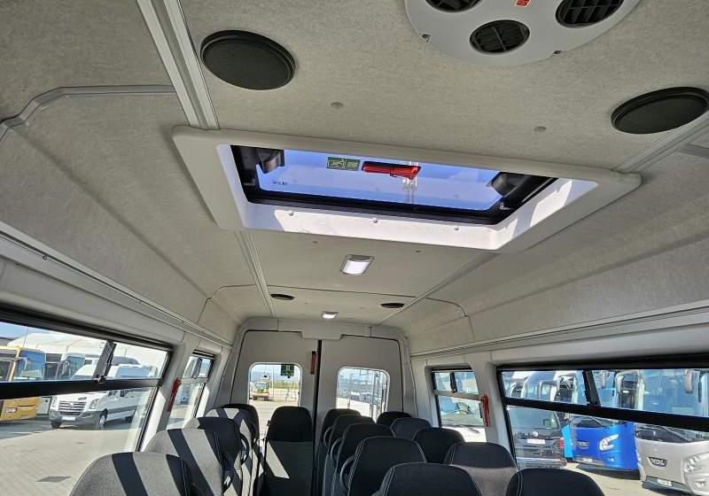 Iveco A60C15 / SPROWADZONE / EURO 6 / 25 000 KM - Minibús, Furgoneta de pasajeros: foto 3 Iveco A60C15 / SPROWADZONE / EURO 6 / 25 000 KM - Minibús, Furgoneta de pasajeros: foto 3