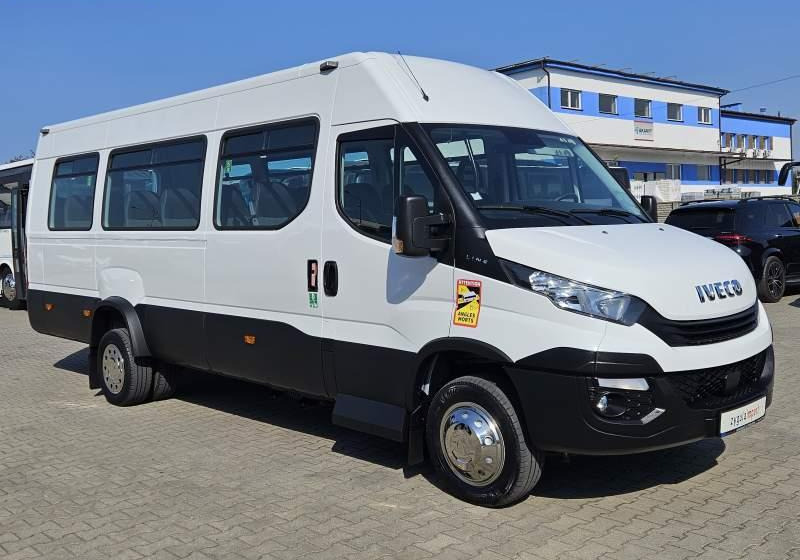 Iveco A60C15 / SPROWADZONE / EURO 6 / 25 000 KM - Minibús, Furgoneta de pasajeros: foto 2 Iveco A60C15 / SPROWADZONE / EURO 6 / 25 000 KM - Minibús, Furgoneta de pasajeros: foto 2