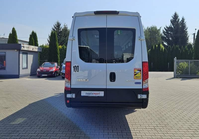 Iveco A60C15 / SPROWADZONE / EURO 6 / 25 000 KM - Minibús, Furgoneta de pasajeros: foto 5 Iveco A60C15 / SPROWADZONE / EURO 6 / 25 000 KM - Minibús, Furgoneta de pasajeros: foto 5