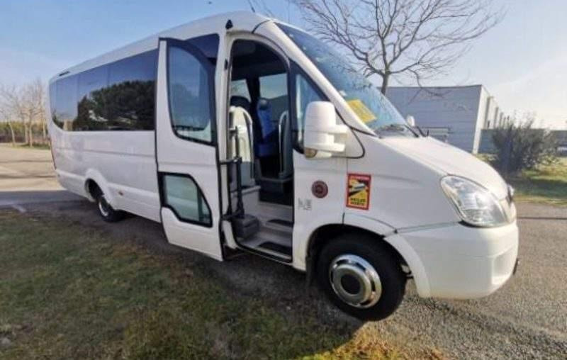 Iveco SUNSET / SPROWADZONE / 23 MIEJSCA / 170 000 KM - Autocar: foto 1 Iveco SUNSET / SPROWADZONE / 23 MIEJSCA / 170 000 KM - Autocar: foto 1