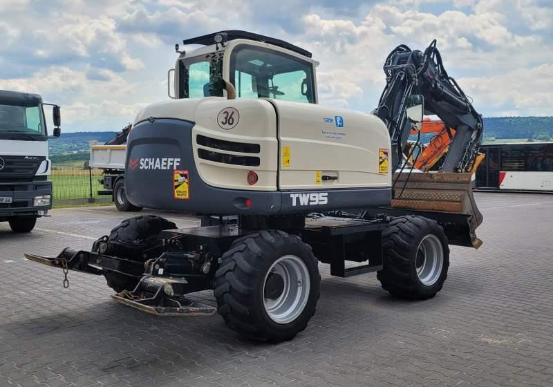 Schaeff TW95 / SPROWADZONA Z FRANCJI/ 6 500 MTH - Excavadora de ruedas: foto 3 Schaeff TW95 / SPROWADZONA Z FRANCJI/ 6 500 MTH - Excavadora de ruedas: foto 3