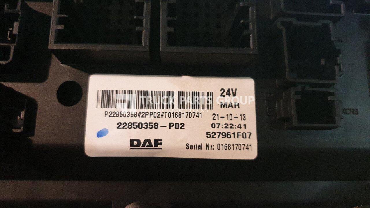 DAF DAF LF EURO 6 emission fuse box, central electric system 1714274, 22850358, 5058081, 1333370 - Fusible para Camión: foto 2 DAF DAF LF EURO 6 emission fuse box, central electric system 1714274, 22850358, 5058081, 1333370 - Fusible para Camión: foto 2